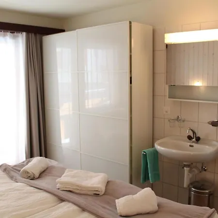 8 By Interhome * Saas-Fee